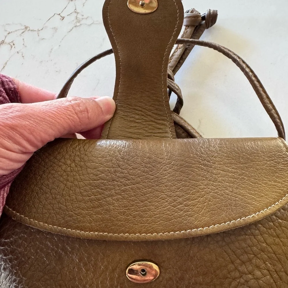 Calderon Vintage Retro Olive Pebbled Leather Crossbody Bag Snap Close Tie Belt